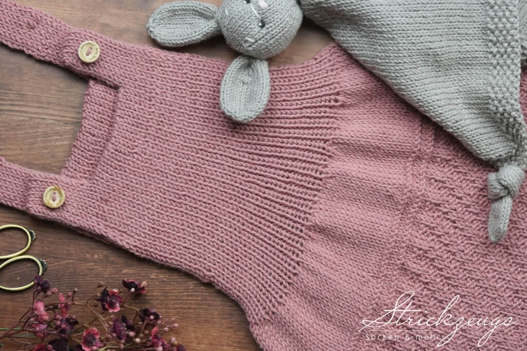 gestrickter Strampelsack miit verstellbaren Traegern 2